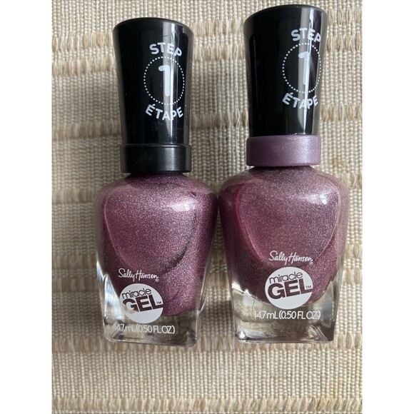 2 Sally Hansen Miracle Gel Nail Polish Shade Metro Midnight #564 - Picture 5 of 5